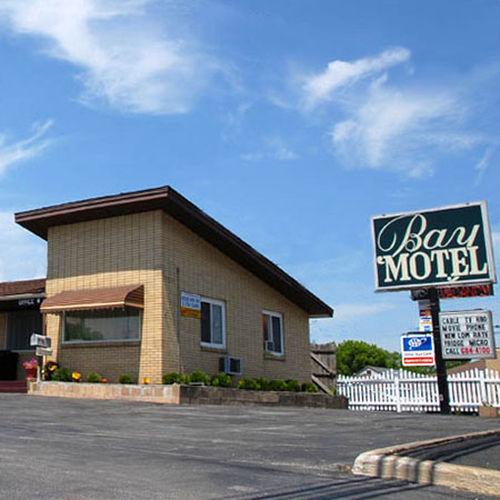 Bay Motel By Oyo Бей-Сити Экстерьер фото